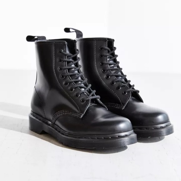 NEW! Dr. Marten’s 1460 Mono Smooth Leather Lace Up Boots...